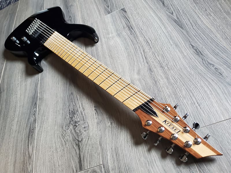 Kiesel DCM8 8 String Multiscale