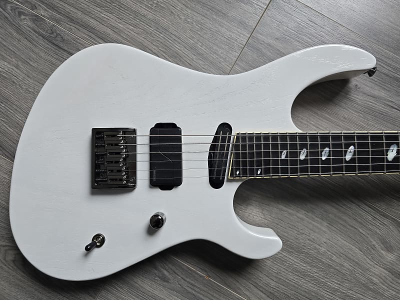 Caparison Horus WB FX EF