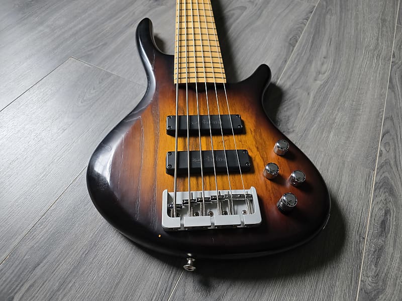 Keith Roscoe LG Series Standard 6 String Bass